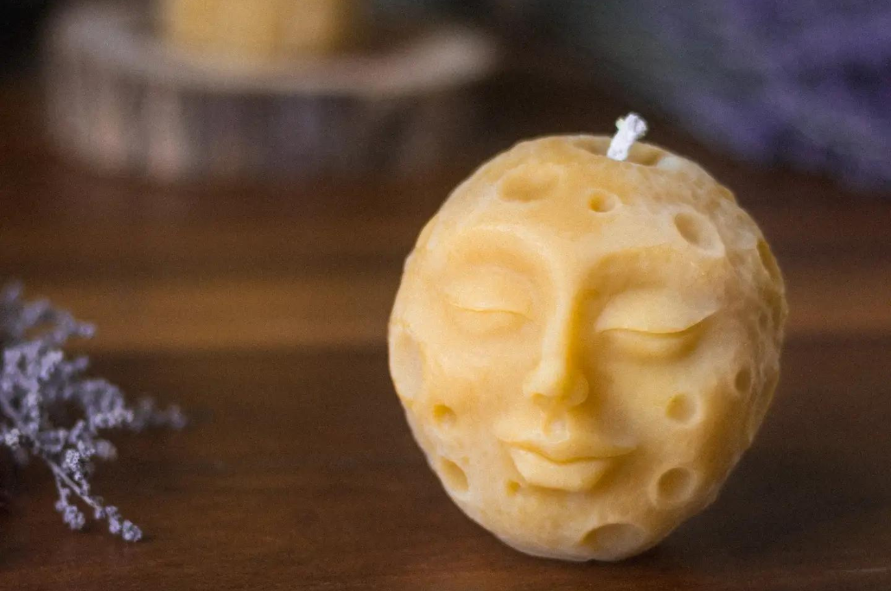 Lady Of The Moon Beeswax Candle