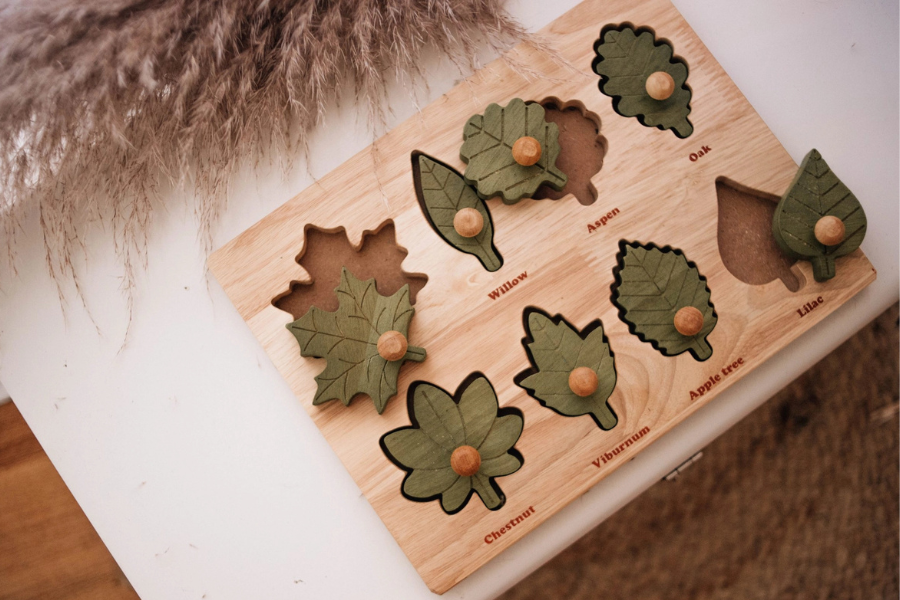 Wooden Montessori Leaf Puzzle