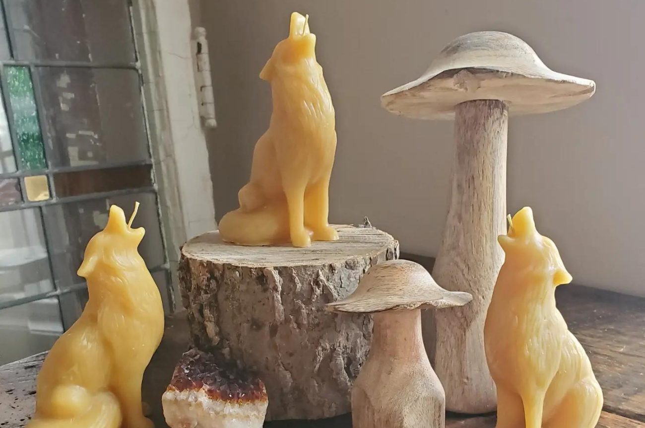 Howling Wolf Beeswax Candle